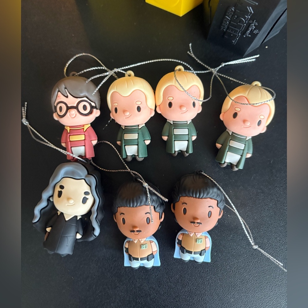 Hallmark x Disney Mystery Ornament Star Wars + Harry Potter